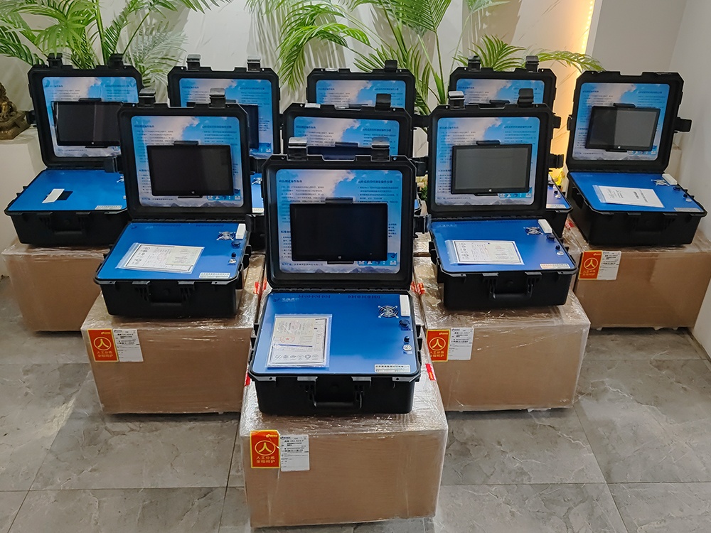 用戶訂購9臺(tái)便攜式紫外測(cè)油儀發(fā)貨